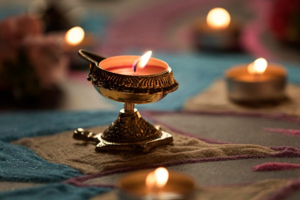 Significance Of Performing Aarti At Hindu Temple In Brampton
